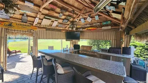 467 NW Sandtrap Lane Port St Lucie FL 34986