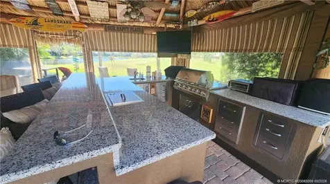 467 NW Sandtrap Lane Port St Lucie FL 34986