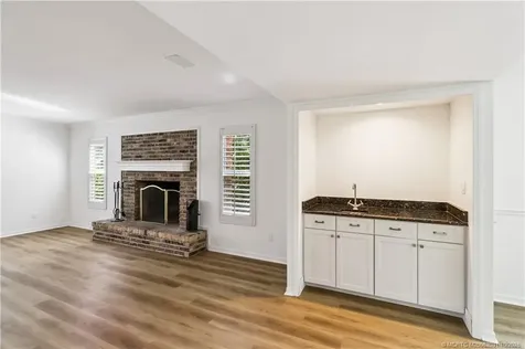 4 N Via Lucindia Drive Sewalls Point FL 34996