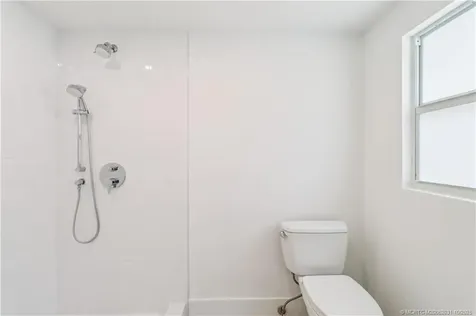 4 N Via Lucindia Drive Sewalls Point FL 34996