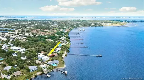 1013 NE Orange Avenue Jensen Beach FL 34957