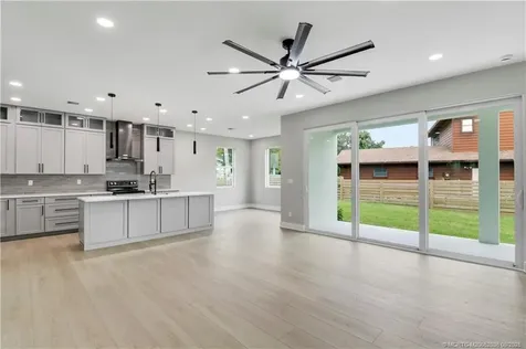 1013 NE Orange Avenue Jensen Beach FL 34957