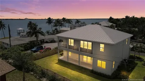 1013 NE Orange Avenue Jensen Beach FL 34957