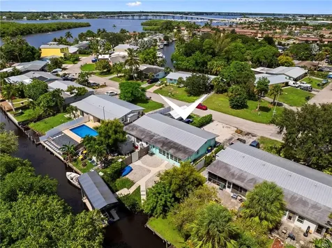 30 SW Hideaway Place Stuart FL 34994