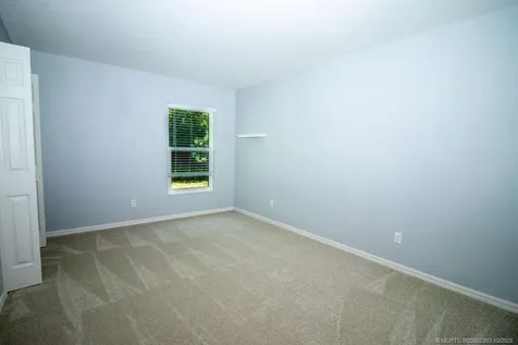 3209 SE Quay Street Port St Lucie FL 34984