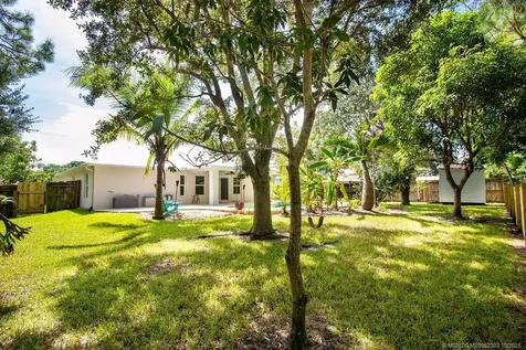 3209 SE Quay Street Port St Lucie FL 34984