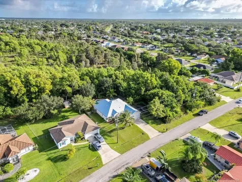 3209 SE Quay Street Port St Lucie FL 34984