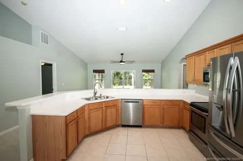 3209 SE Quay Street Port St Lucie FL 34984