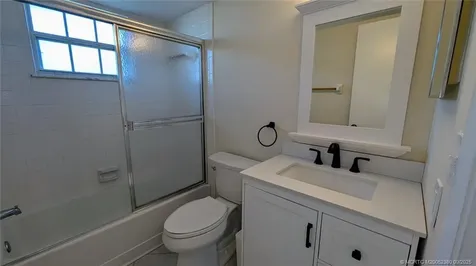 1563 SE Royal Green Circle Port St Lucie FL 34952