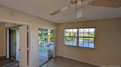 1563 SE Royal Green Circle Port St Lucie FL 34952