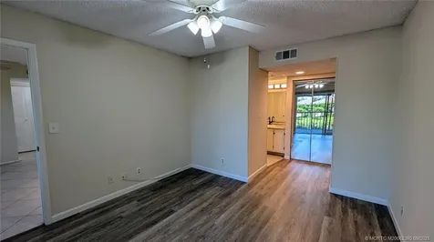 1563 SE Royal Green Circle Port St Lucie FL 34952