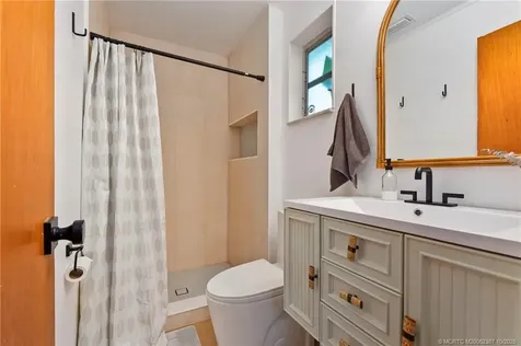 1109 SE 7th Street Stuart FL 34996