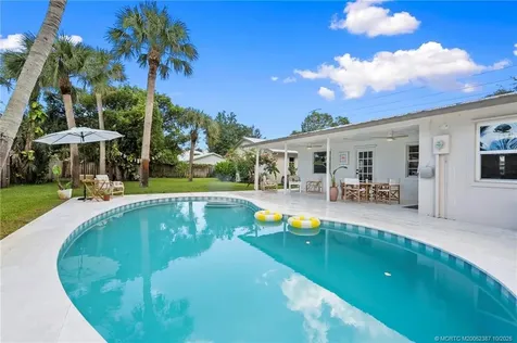 1109 SE 7th Street Stuart FL 34996