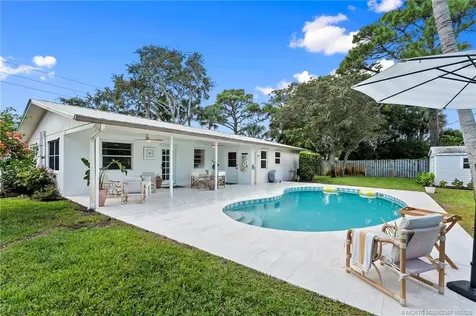 1109 SE 7th Street Stuart FL 34996