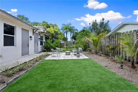 1109 SE 7th Street Stuart FL 34996