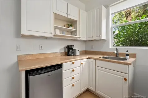 1109 SE 7th Street Stuart FL 34996