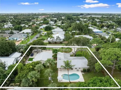 1109 SE 7th Street Stuart FL 34996