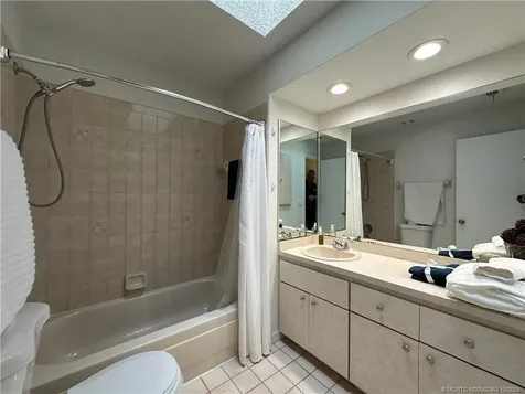 2433 SE Hallahan Street Port St Lucie FL 34952