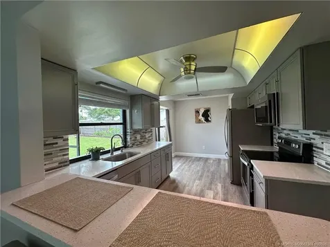 2433 SE Hallahan Street Port St Lucie FL 34952