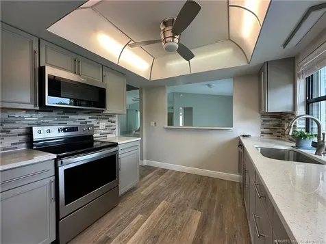 2433 SE Hallahan Street Port St Lucie FL 34952