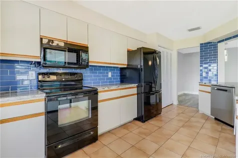 2621 SW Cadet Circle Port St Lucie FL 34953