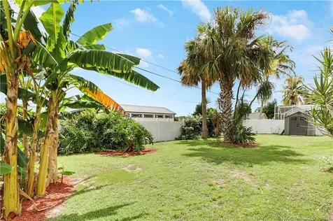 2621 SW Cadet Circle Port St Lucie FL 34953