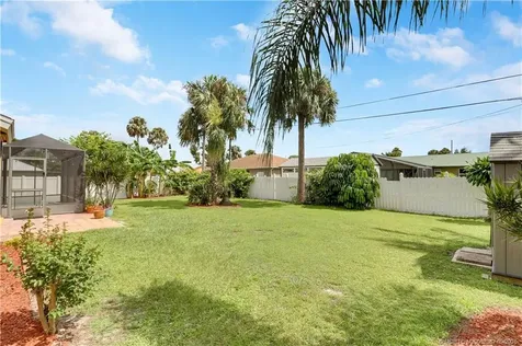 2621 SW Cadet Circle Port St Lucie FL 34953