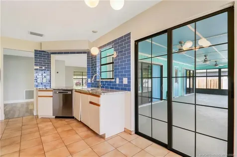 2621 SW Cadet Circle Port St Lucie FL 34953