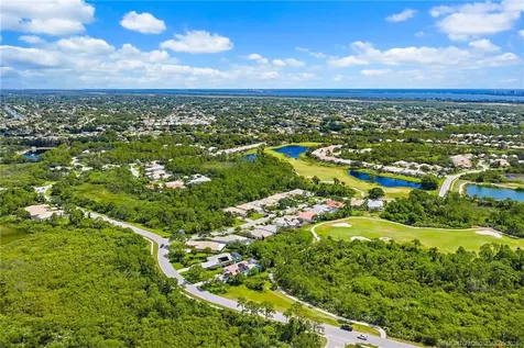 1327 NW Mossy Oak Way Jensen Beach FL 34957