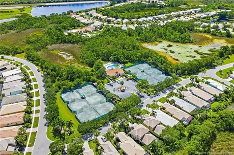 1327 NW Mossy Oak Way Jensen Beach FL 34957