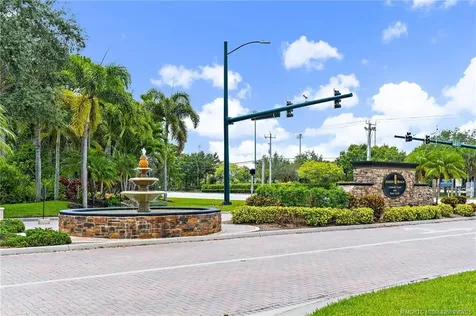 1327 NW Mossy Oak Way Jensen Beach FL 34957