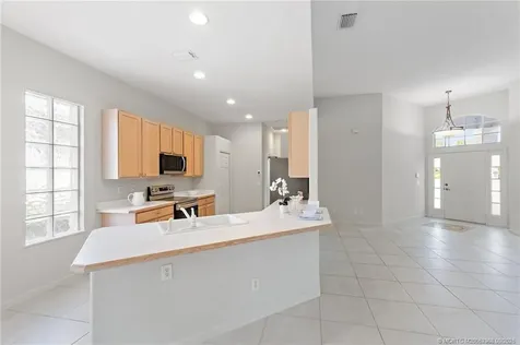 1327 NW Mossy Oak Way Jensen Beach FL 34957