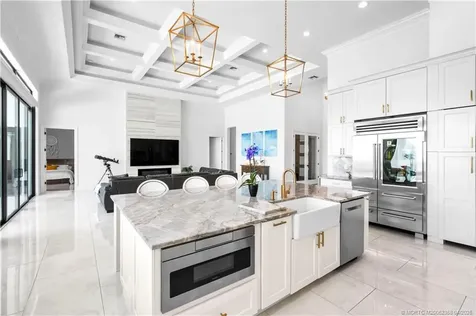 1000 NE Wright Avenue Jensen Beach FL 34957