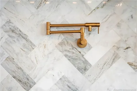 1000 NE Wright Avenue Jensen Beach FL 34957