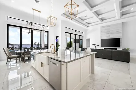 1000 NE Wright Avenue Jensen Beach FL 34957