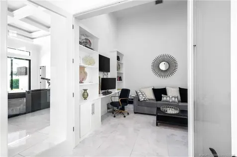 1000 NE Wright Avenue Jensen Beach FL 34957