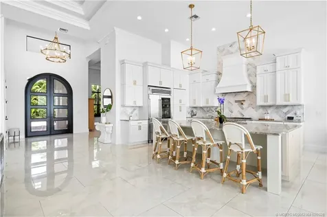 1000 NE Wright Avenue Jensen Beach FL 34957