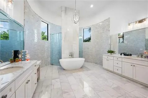 1000 NE Wright Avenue Jensen Beach FL 34957