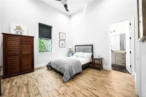 1000 NE Wright Avenue Jensen Beach FL 34957