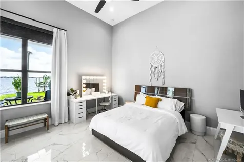 1000 NE Wright Avenue Jensen Beach FL 34957