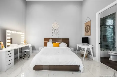 1000 NE Wright Avenue Jensen Beach FL 34957