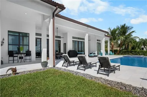 1000 NE Wright Avenue Jensen Beach FL 34957