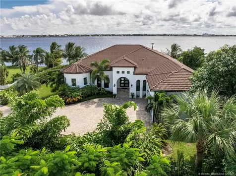 1000 NE Wright Avenue Jensen Beach FL 34957