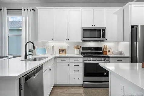 12480 SW Myrtle Oak Drive Port St Lucie FL 34987