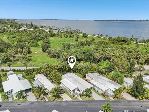 4756 NE Blue Heron Lane Jensen Beach FL 34957