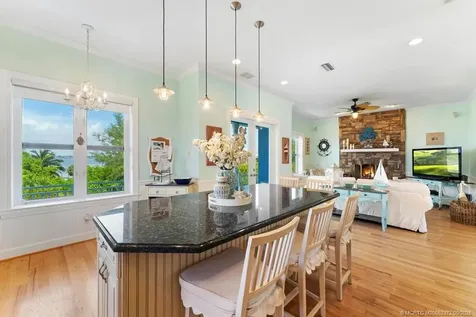 1334 SE Macarthur Boulevard Stuart FL 34996