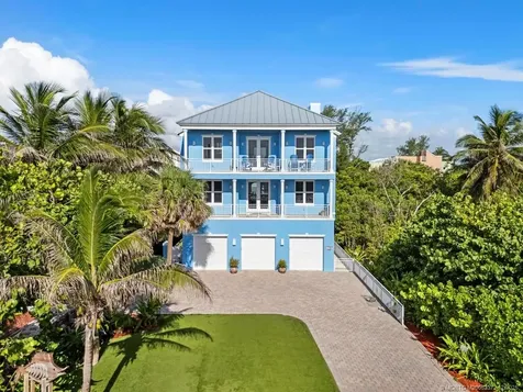 1334 SE Macarthur Boulevard Stuart FL 34996