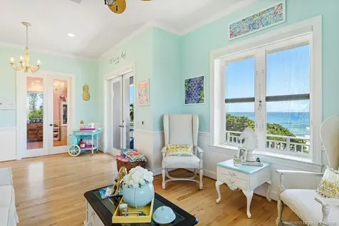 1334 SE Macarthur Boulevard Stuart FL 34996