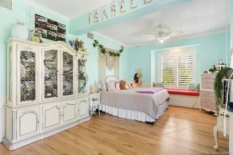 1334 SE Macarthur Boulevard Stuart FL 34996