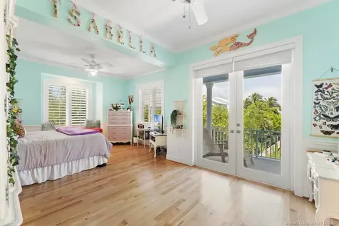 1334 SE Macarthur Boulevard Stuart FL 34996